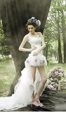 十二星座最适合的婚纱